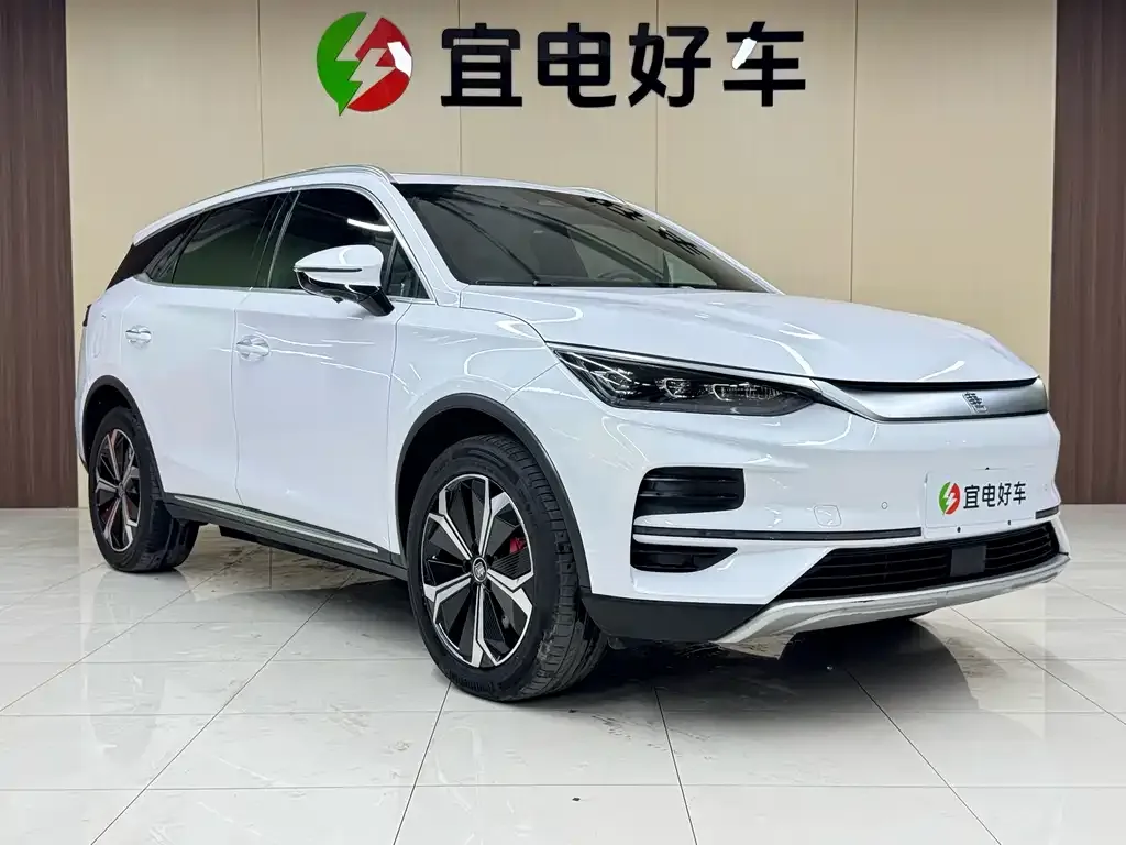 BYD Tang New Energy — фото 10