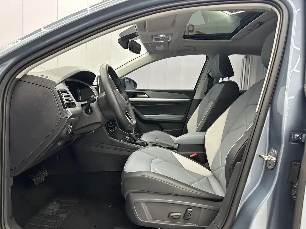 Volkswagen Lavida 2022 из CN, фото 2