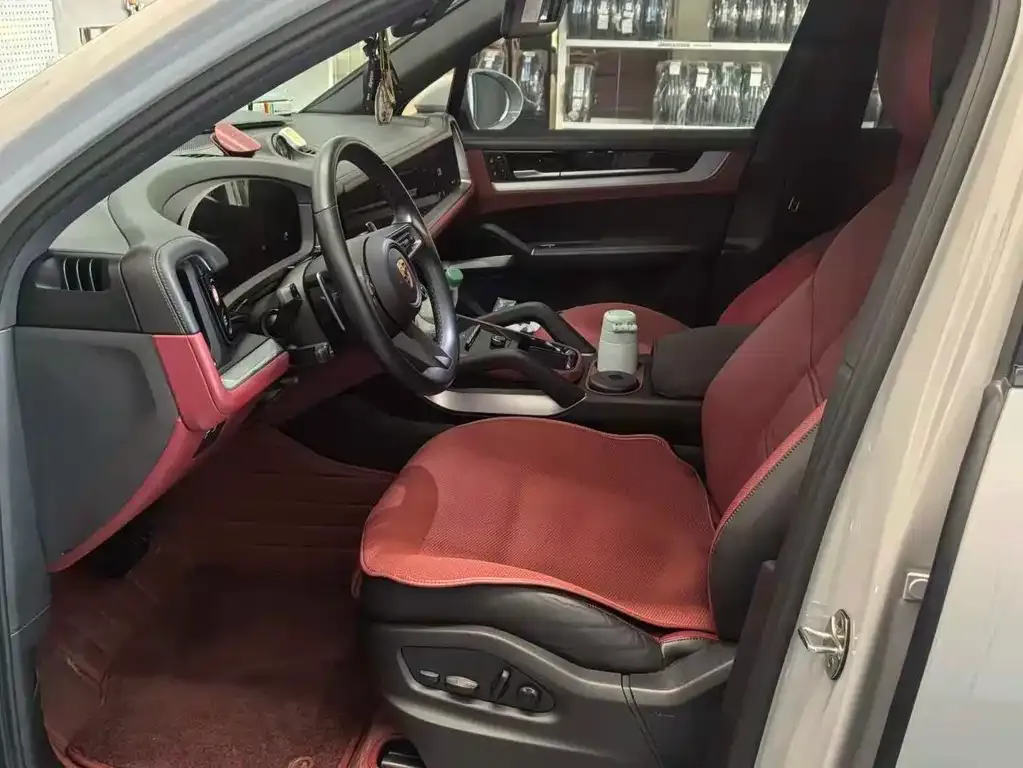 Porsche Cayenne 2023 из CN, фото 6