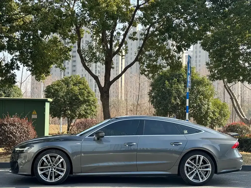 Audi A7 2024 из CN, фото 8