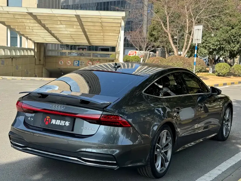 Audi A7 2024 из CN, фото 4