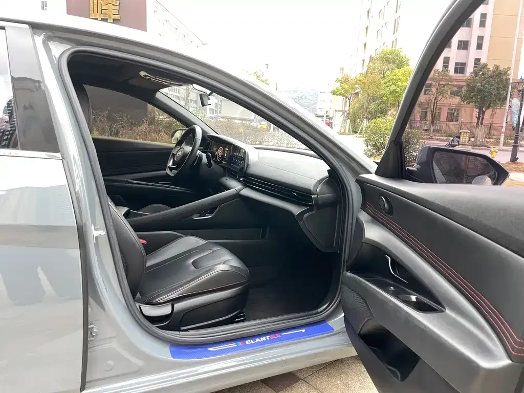 Hyundai Elantra 2021 из CN, фото 3