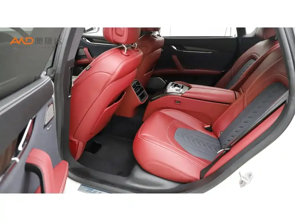 Maserati Quattroporte 2022 из CN, фото 4