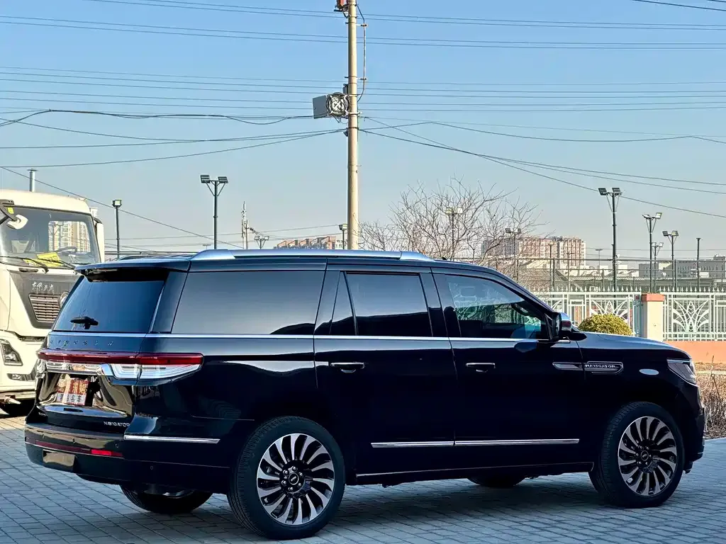 Lincoln Navigator — фото 4