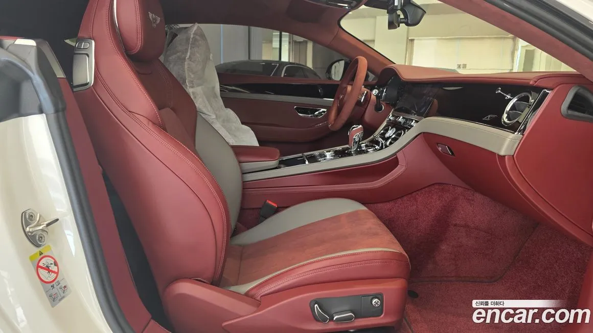 Bentley Continental 2023 из KR, фото 3