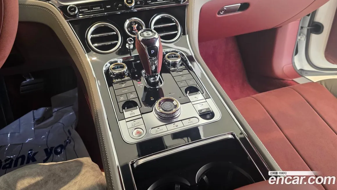 Bentley Continental 2023 из KR, фото 9