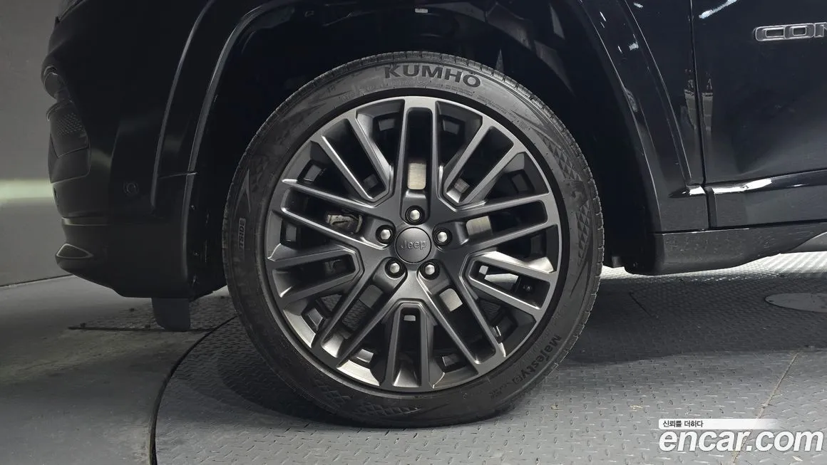 Jeep Compass 2022 из KR, фото 8