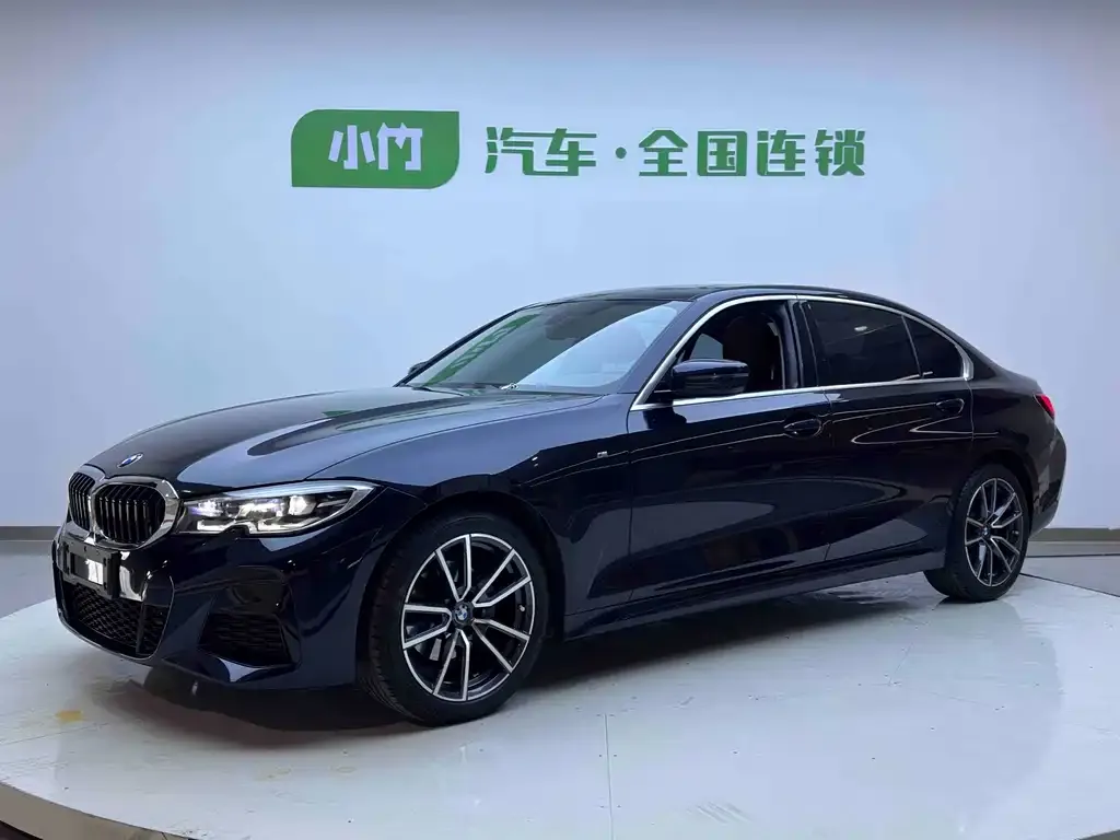 BMW 3 Series 2022 из CN, фото 1
