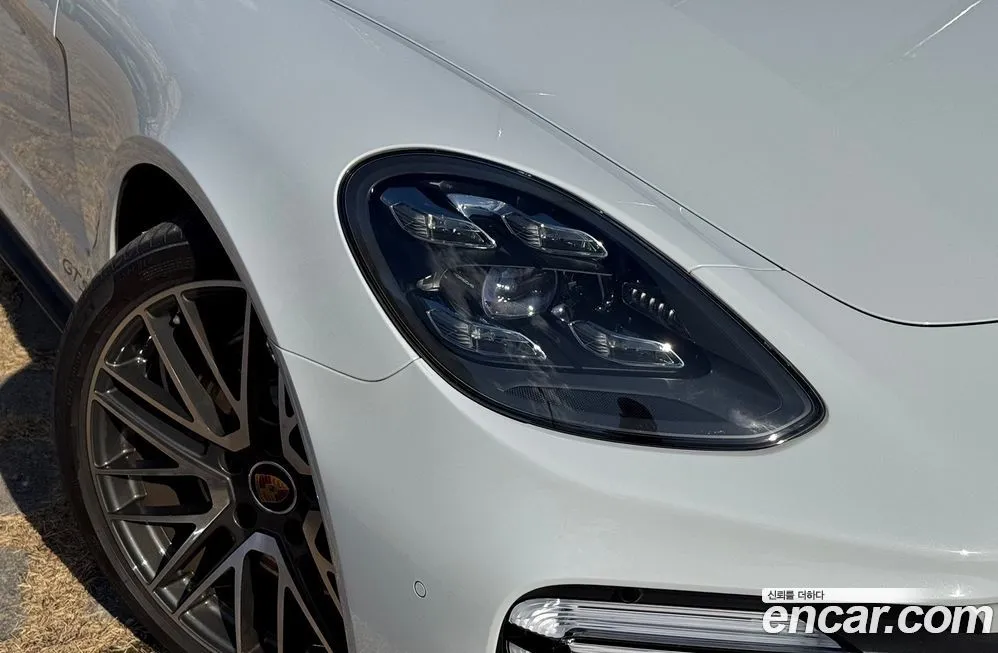 Porsche Panamera 2022 из KR, фото 4