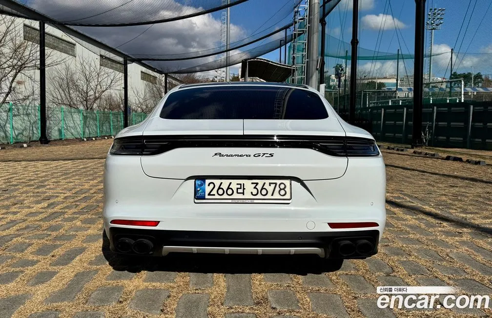 Porsche Panamera 2022 из KR, фото 8