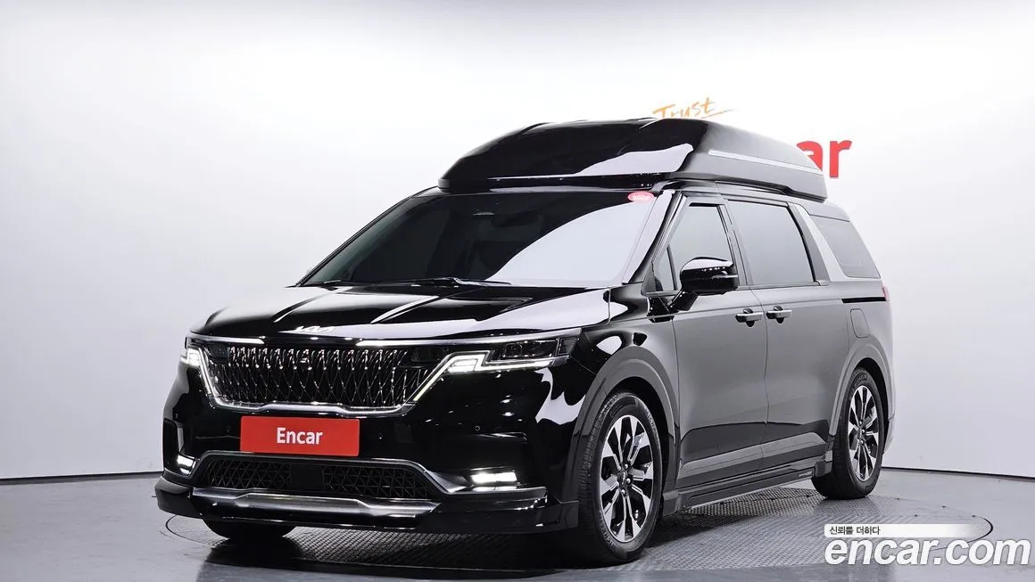 Kia Carnival — фото 1