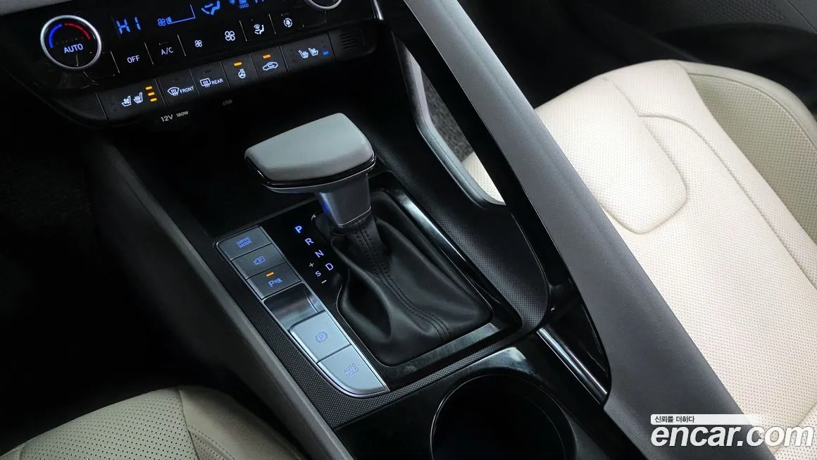 Hyundai AVANTE — фото 4