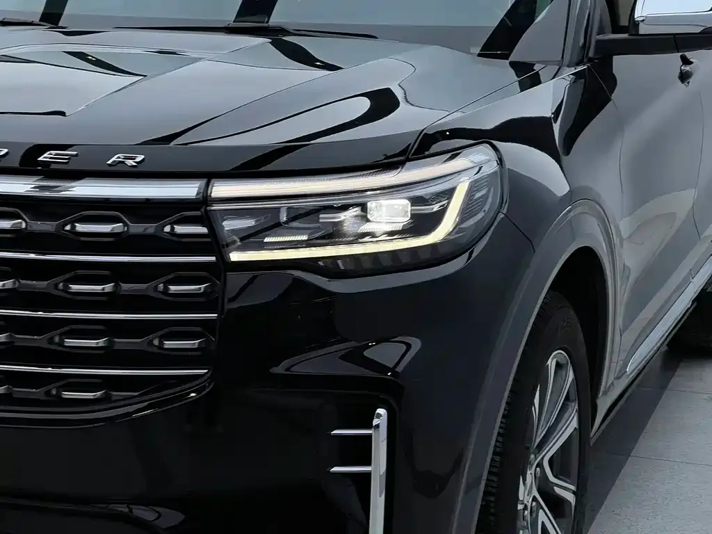 Ford Explorer 2024 из CN, фото 5