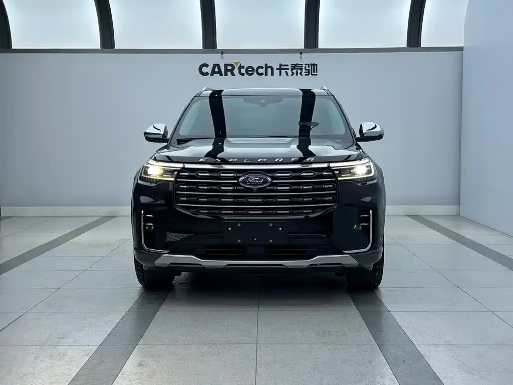 Ford Explorer 2024 из CN, фото 9