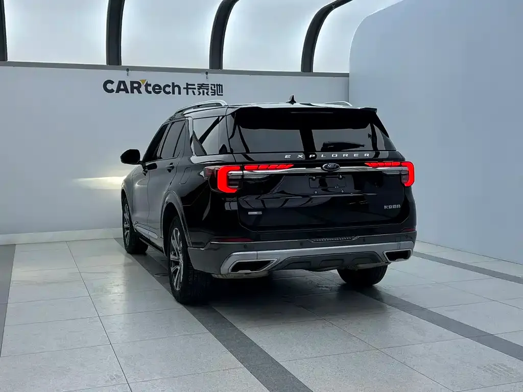 Ford Explorer 2024 из CN, фото 10