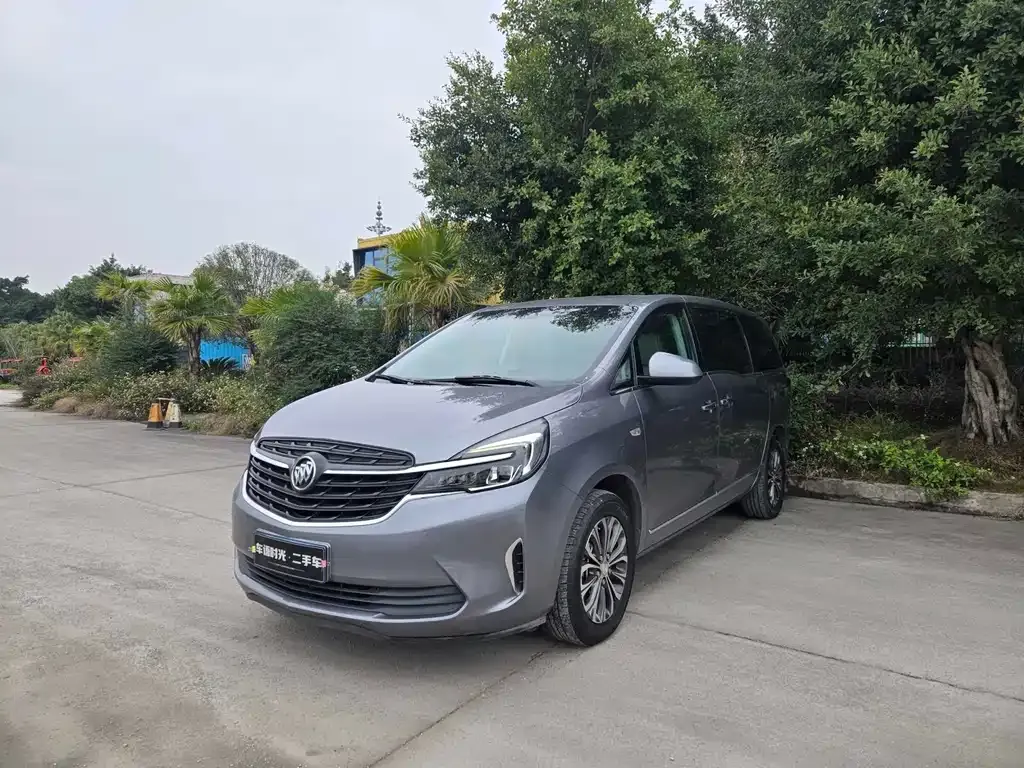 Buick GL8 2021 из CN, фото 1