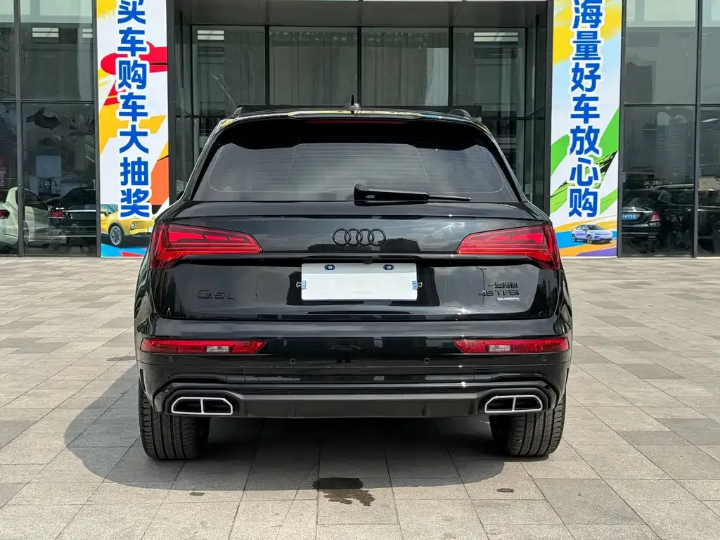Audi Q5L 2022 из CN, фото 4