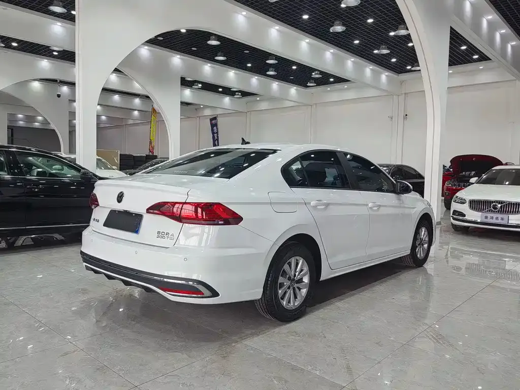 Volkswagen Bora 2024 из CN, фото 6