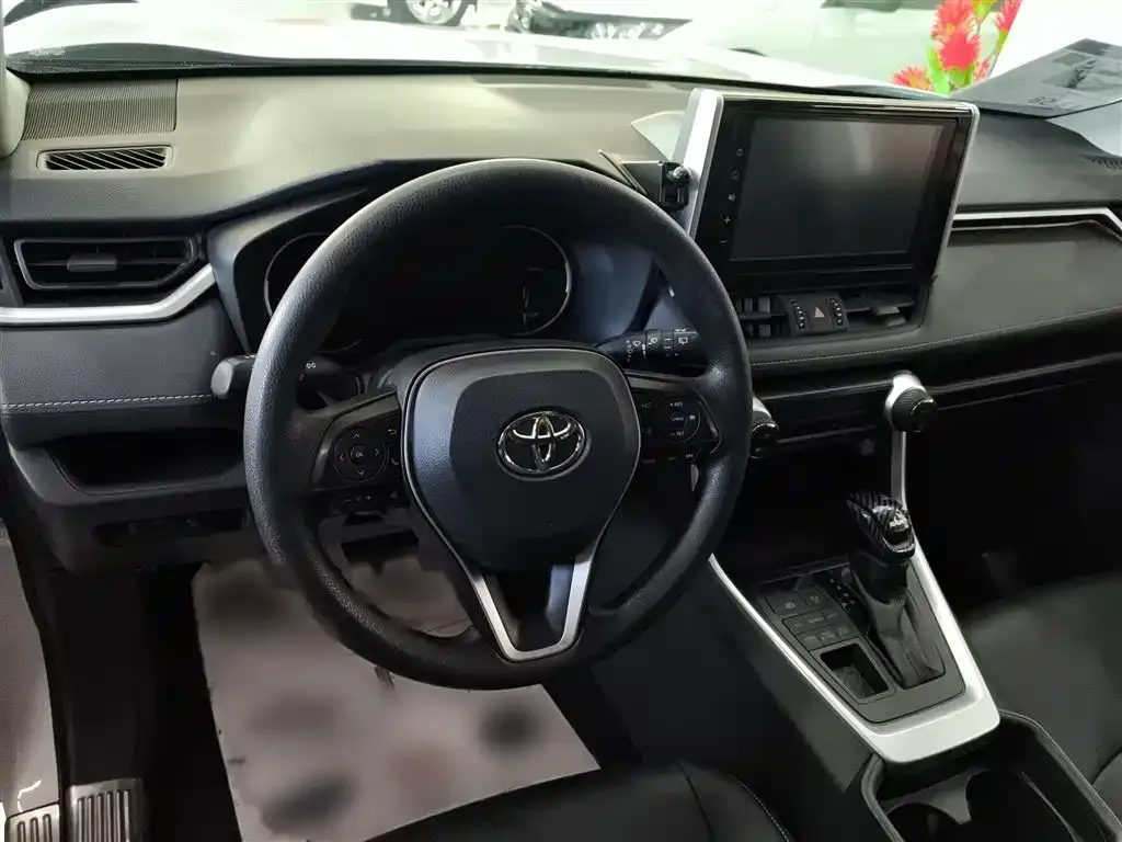Toyota RAV4 2021 из CN, фото 2