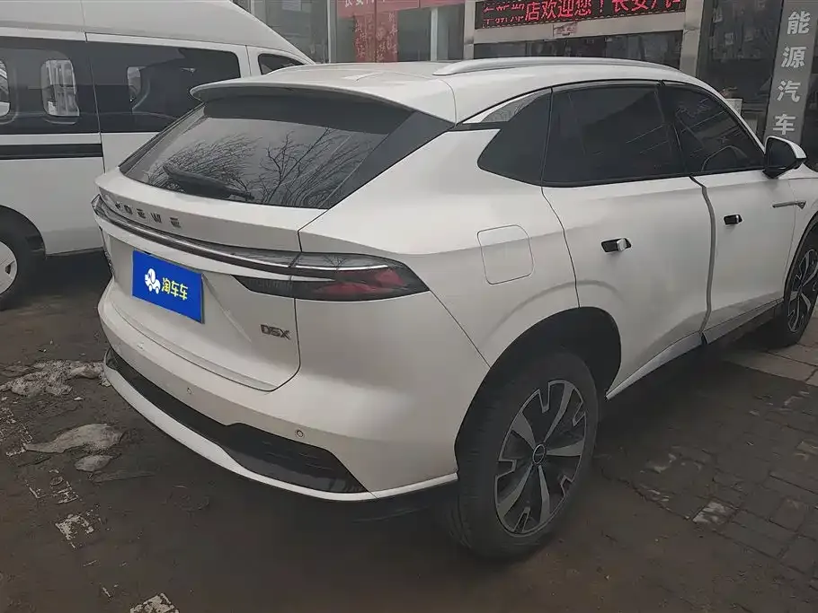 Roewe D5X DMH 2024 из CN, фото 9