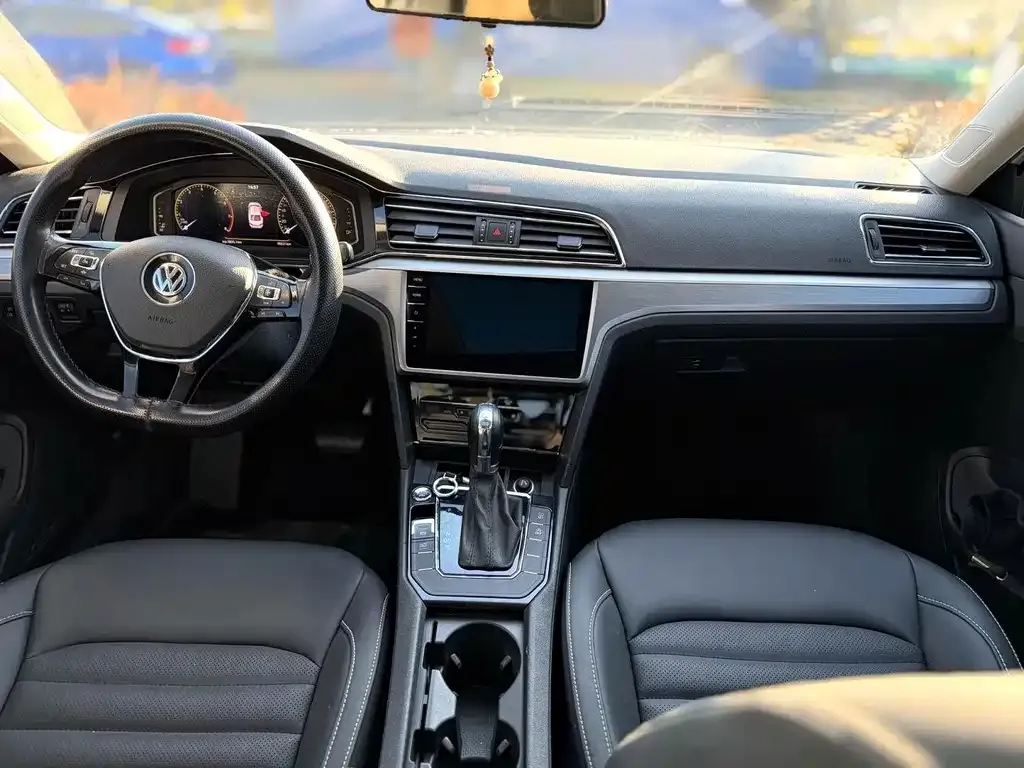 Volkswagen Lamando 2021 из CN, фото 9