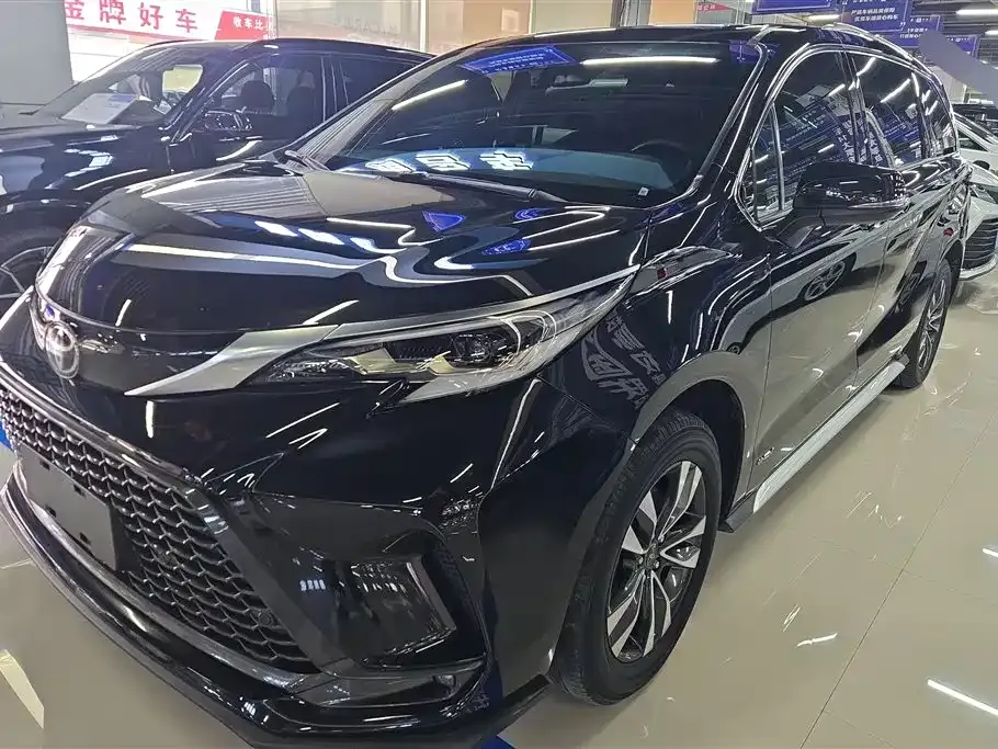 Toyota Granvia 2024 из CN, фото 1
