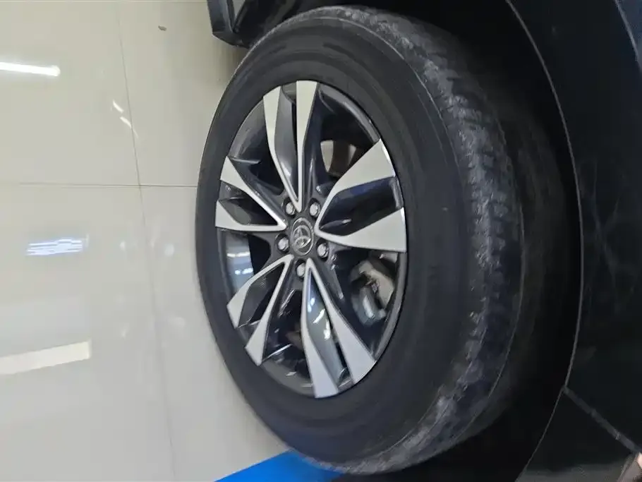 Toyota Granvia 2024 из CN, фото 6
