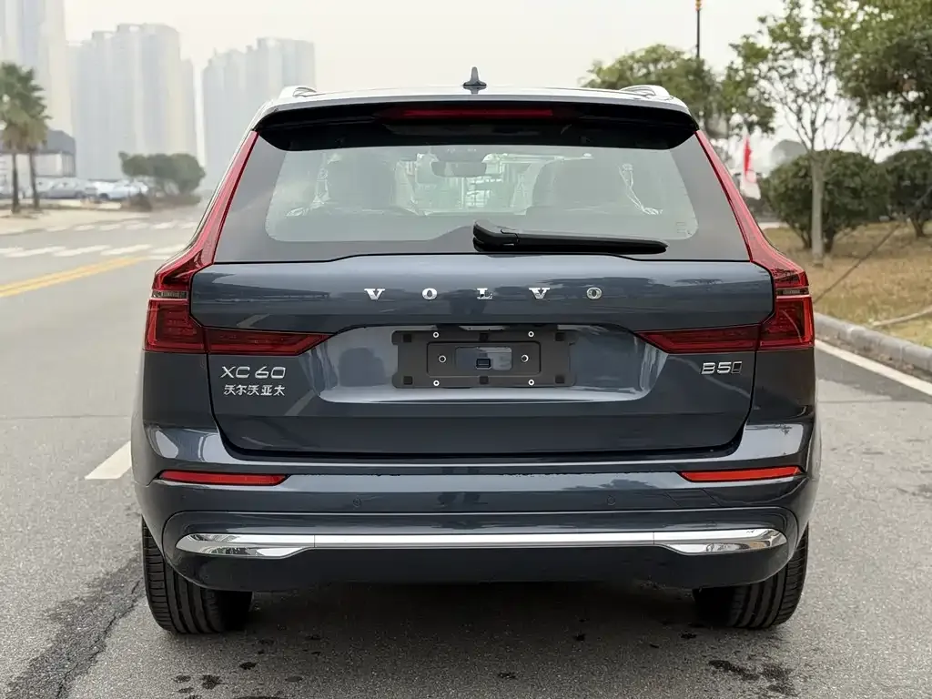 Volvo XC60 2026 из CN, фото 2