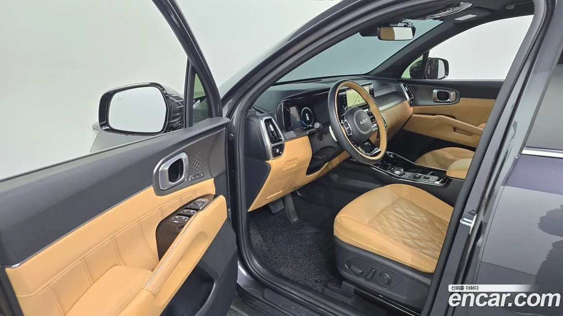 Kia Sorento — фото 6
