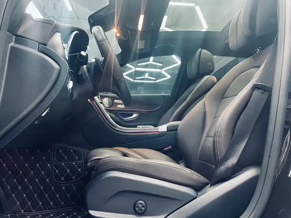 Mercedes-Benz GLC 2021 из CN, фото 4