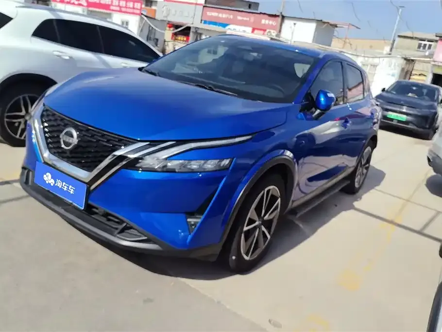 Nissan Qashqai — фото 1