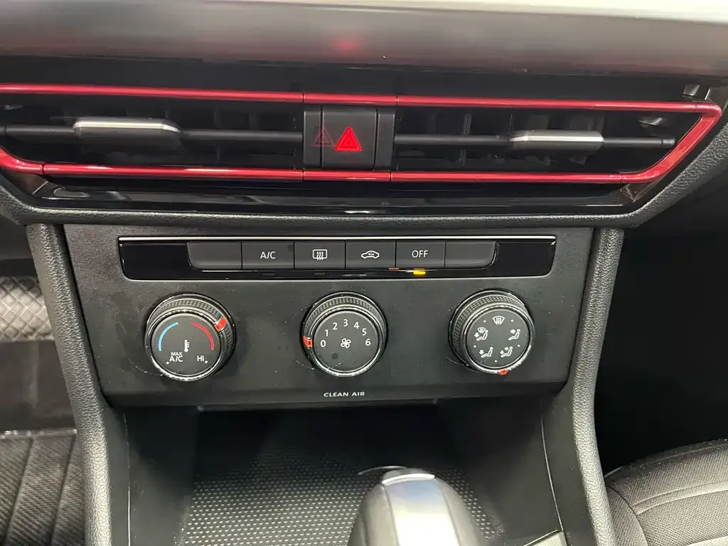 Volkswagen Lavida 2023 из CN, фото 9