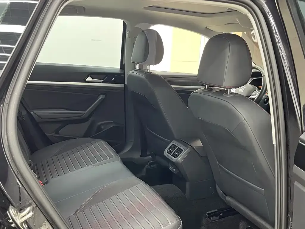 Volkswagen Lavida 2023 из CN, фото 4