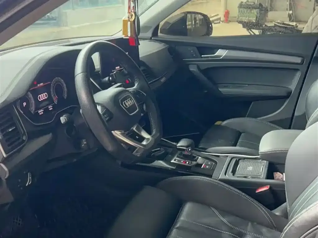 Audi Q5L 2022 из CN, фото 7