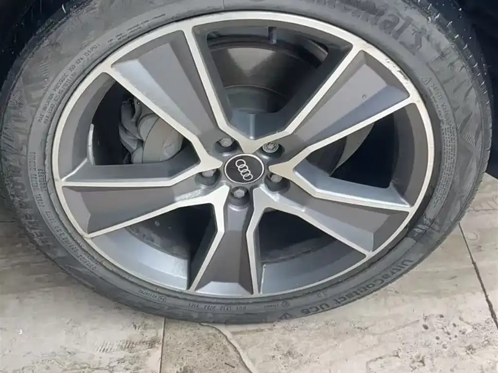 Audi Q5L 2022 из CN, фото 8