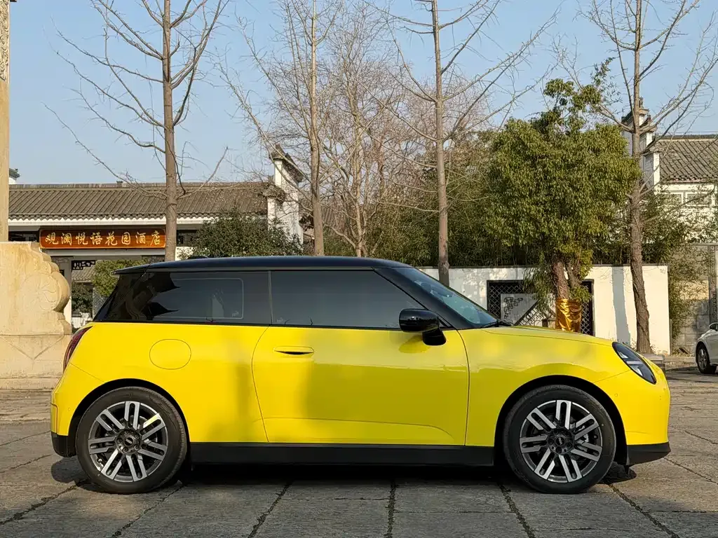 MINI Cooper EV — фото 7