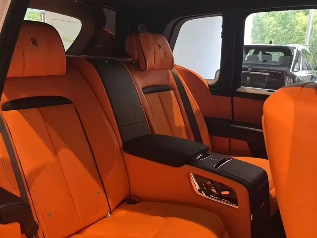 Rolls-Royce Cullinan 2022 из CN, фото 6
