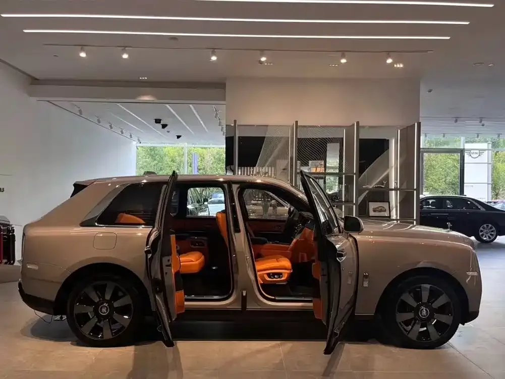 Rolls-Royce Cullinan 2022 из CN, фото 3