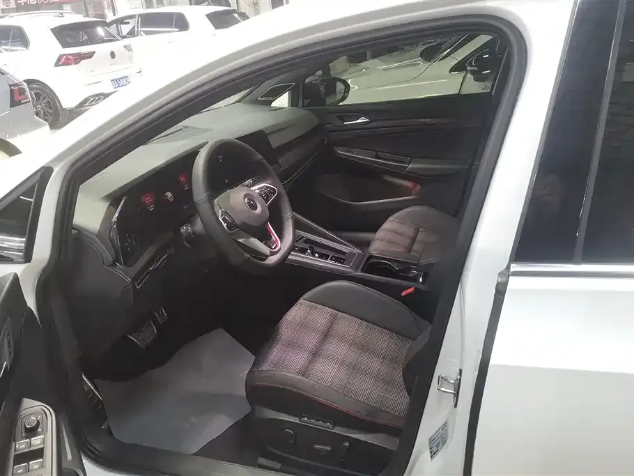 Volkswagen Golf GTI 2021 из CN, фото 10
