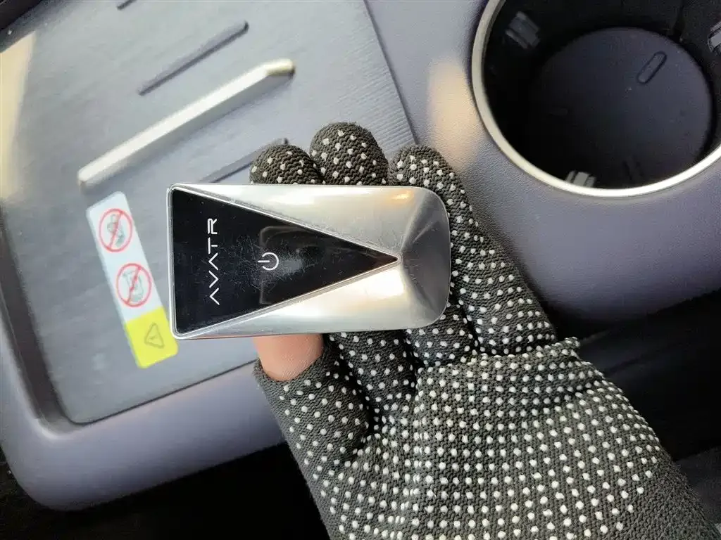 Avatr 07 — фото 9