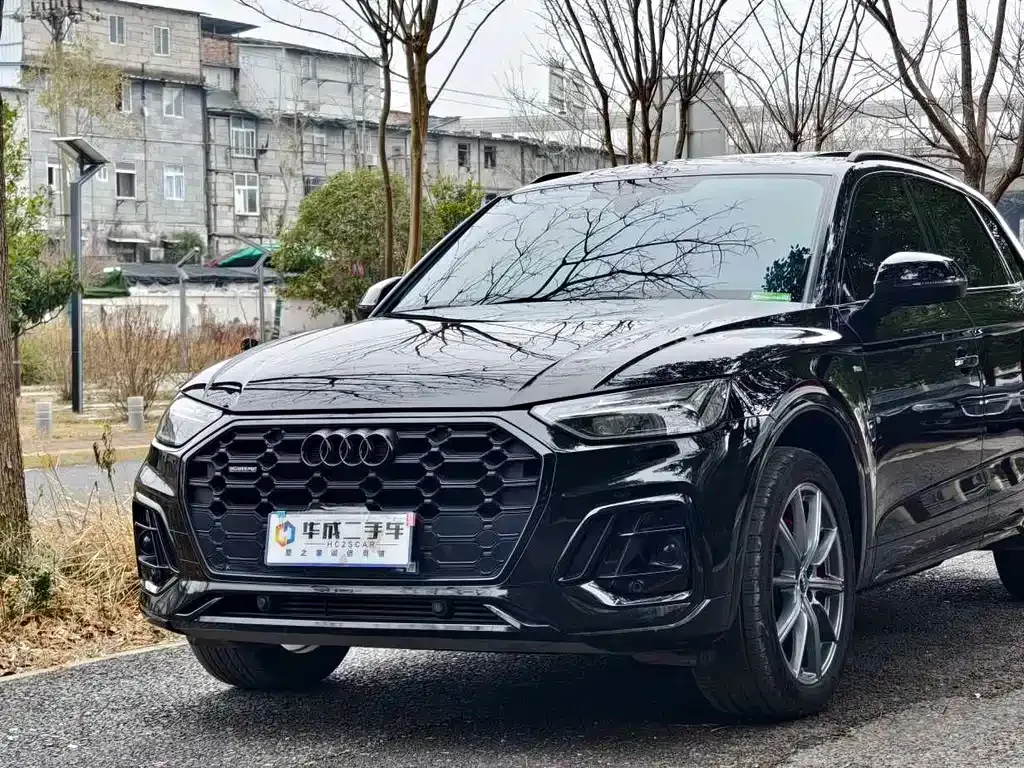 Audi Q5L 2022 из CN, фото 1