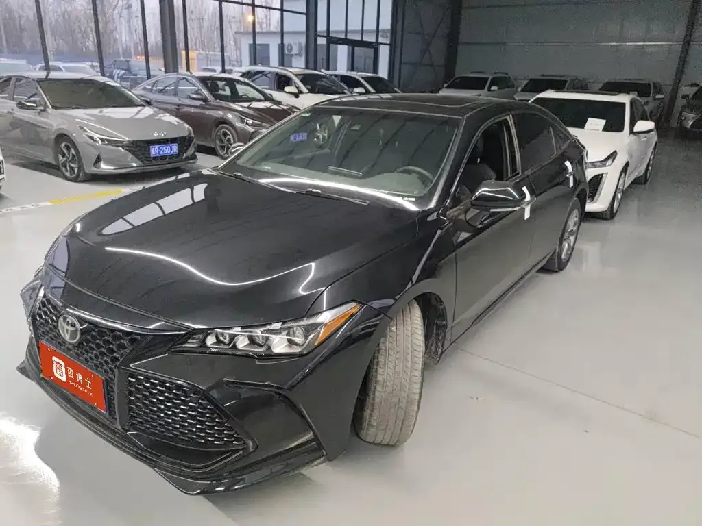 Toyota Avalon 2021 из CN, фото 1