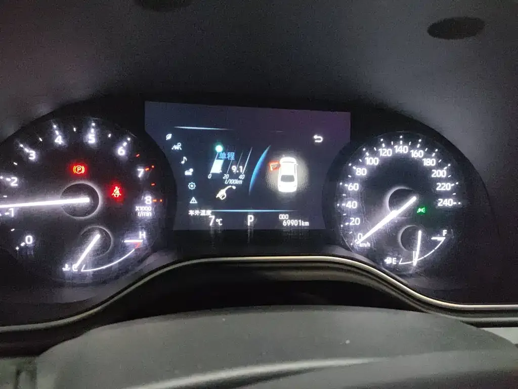 Toyota Avalon 2021 из CN, фото 9