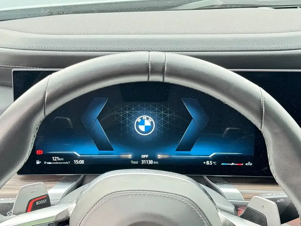 BMW 7 Series — фото 10