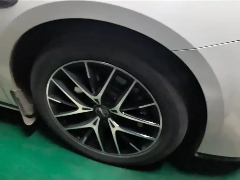 BYD Seal 07 DM-i — фото 4