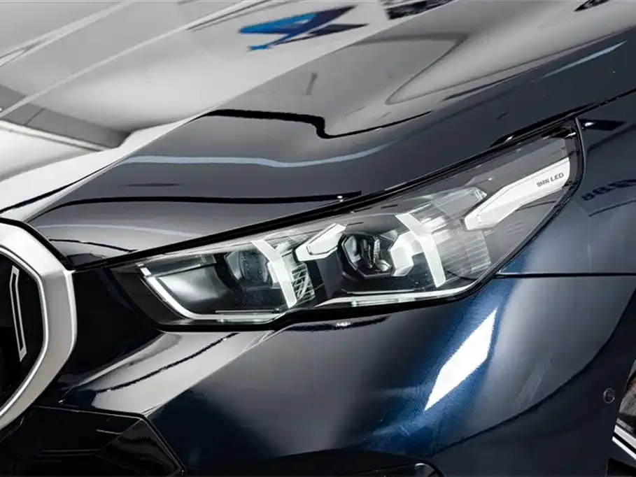 BMW i5 2025 из CN, фото 4
