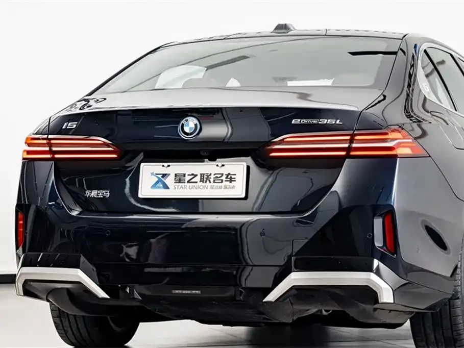 BMW i5 2025 из CN, фото 10