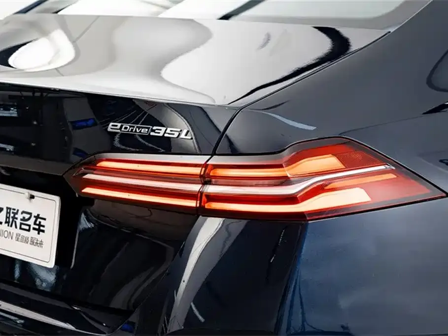 BMW i5 2025 из CN, фото 8