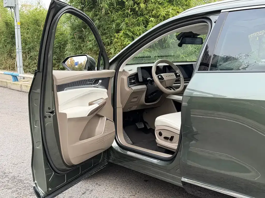 Roewe RX9 2023 из CN, фото 4