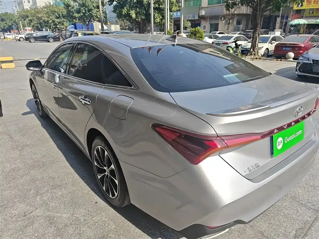 Toyota Avalon 2023 из CN, фото 10